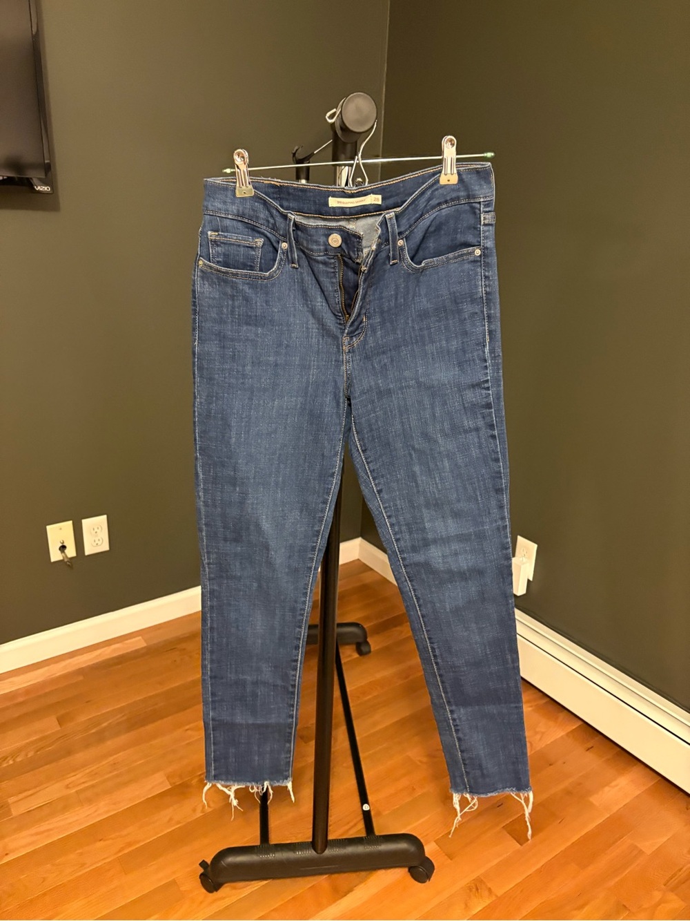 Levi's Women's Skinny Jeans in Dark Blue Denim